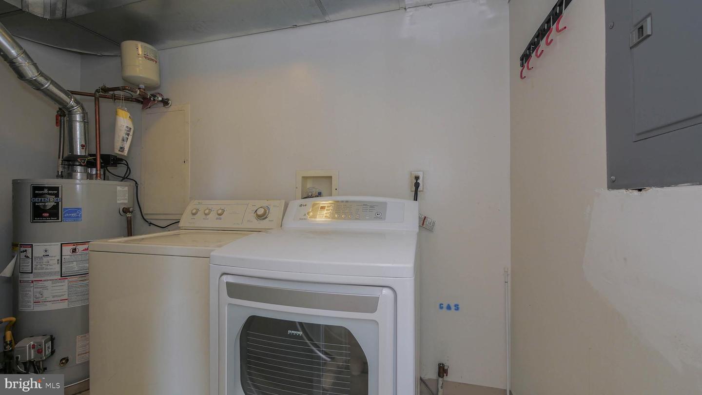 128 N Rhode Island Ave Property Photo 33
