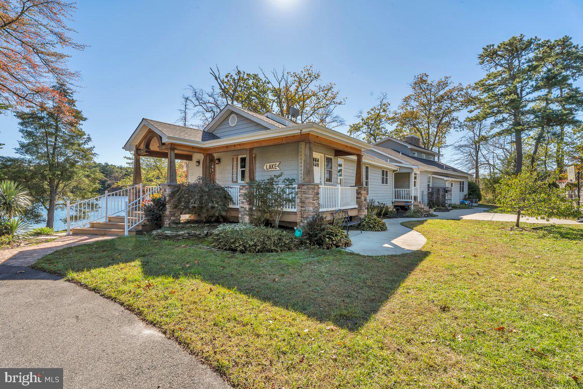 124 Batchelor Ln Property Photo 1