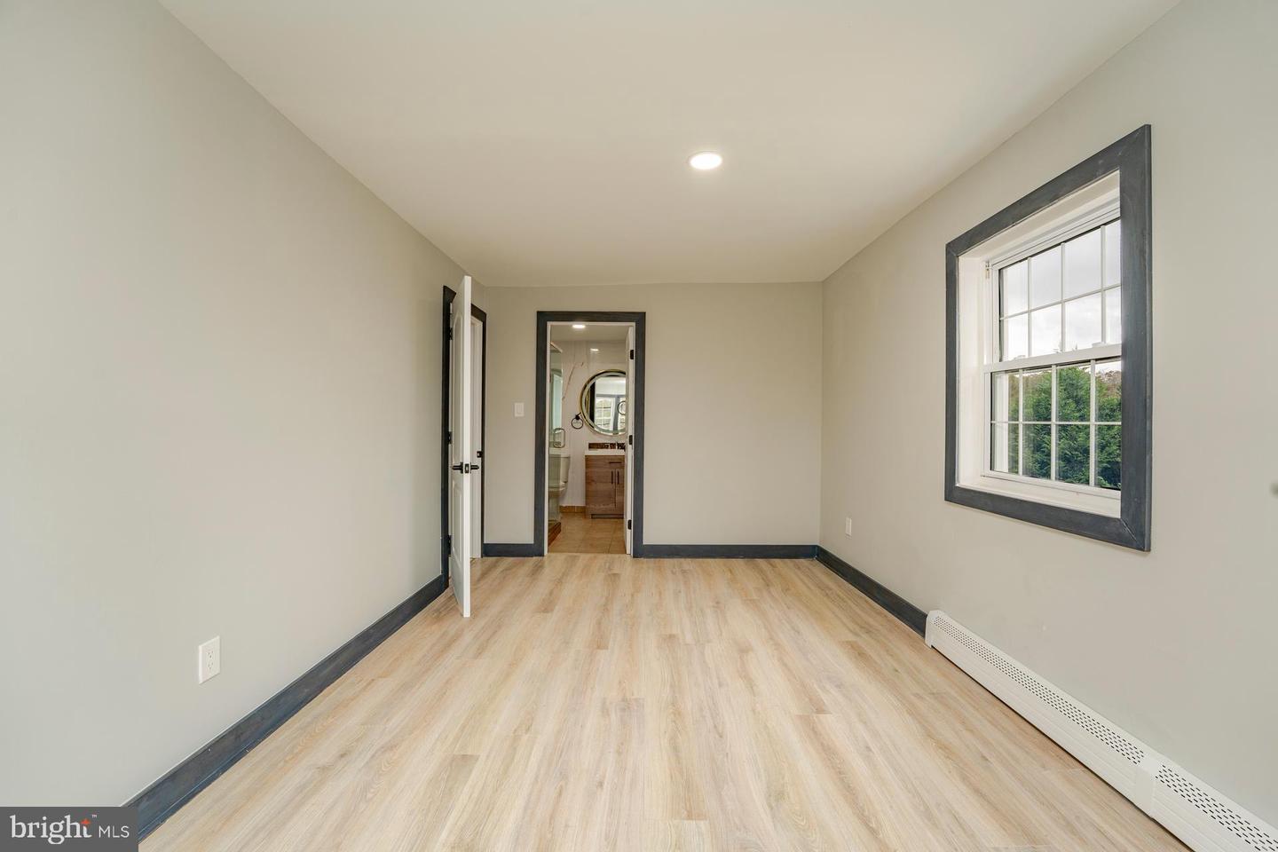 1203 W Mill Rd Property Photo 18