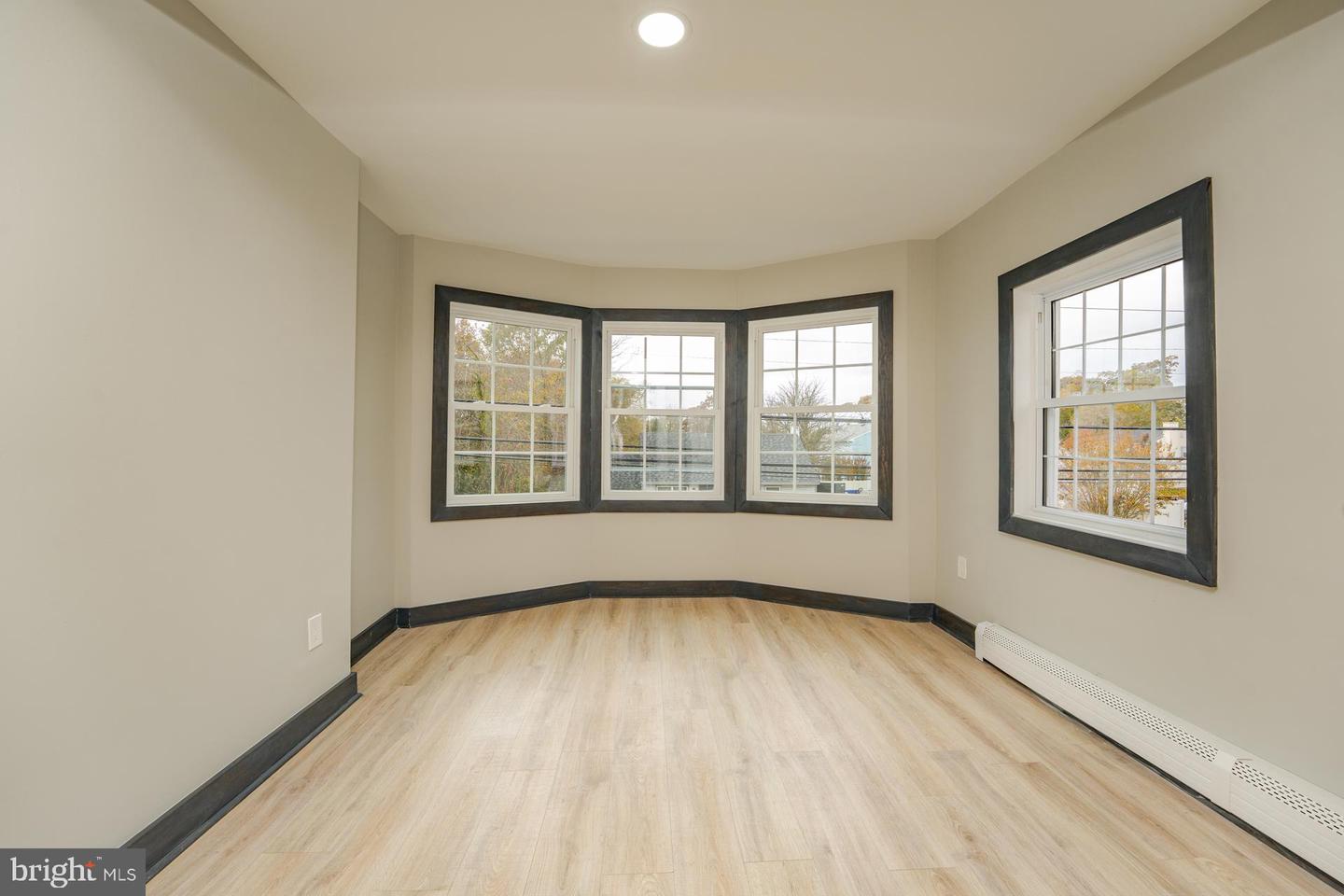 1203 W Mill Rd Property Photo 23