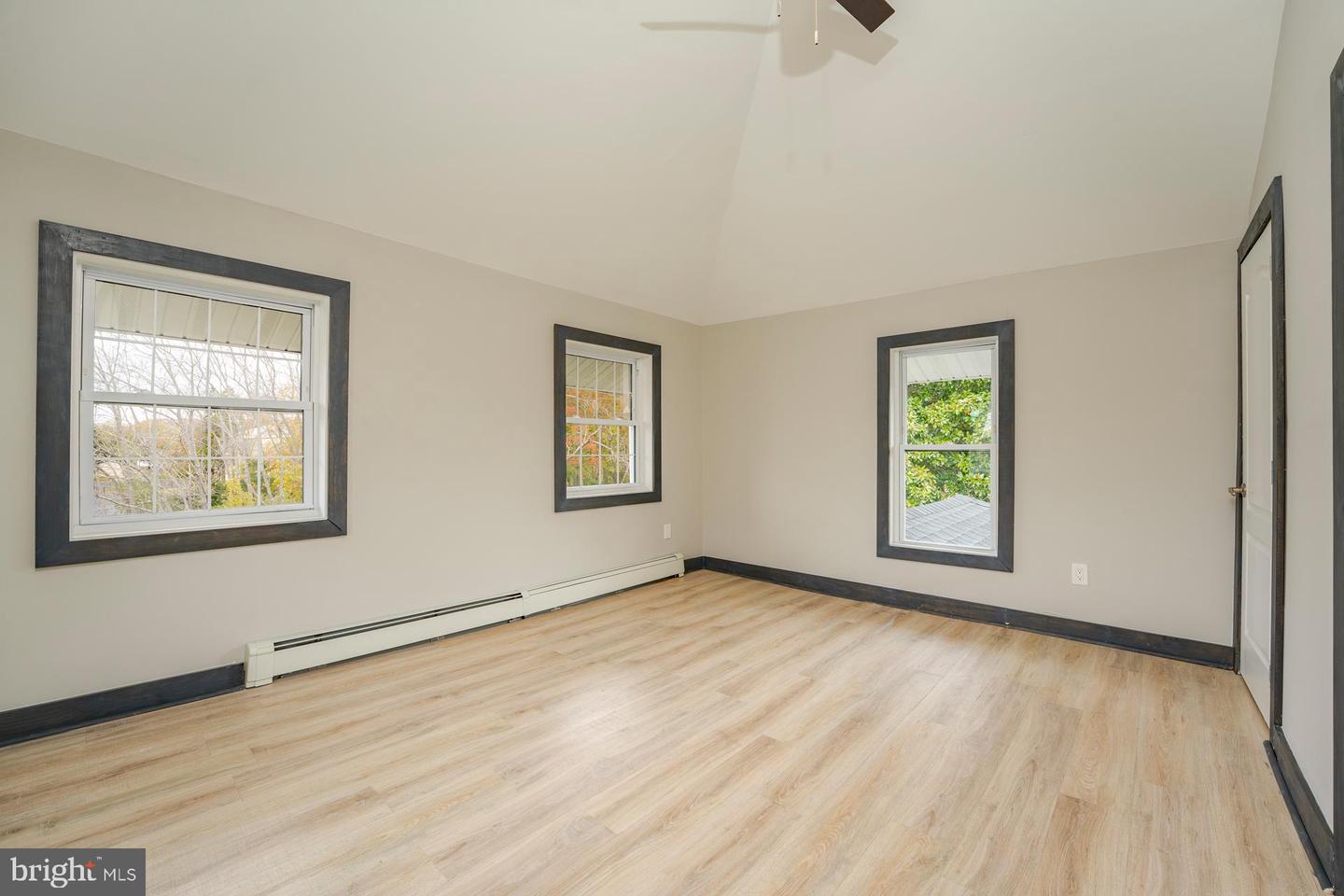 1203 W Mill Rd Property Photo 25