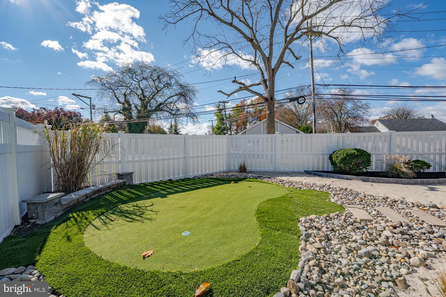1203 W Mill Rd Property Photo 40