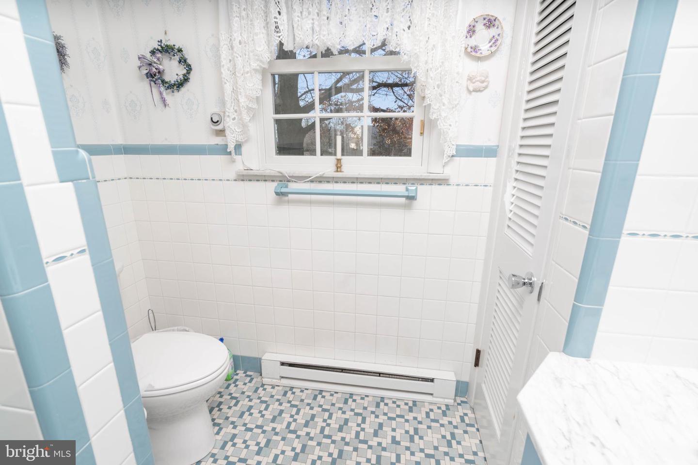 19 Middle Rd Property Photo 25