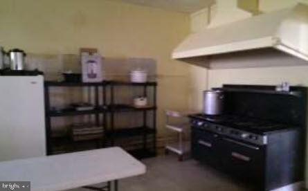 526 S Chicago Ave Property Photo 10