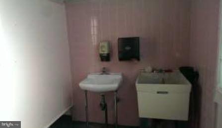 526 S Chicago Ave Property Photo 15
