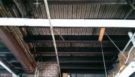 526 S Chicago Ave Property Photo 18
