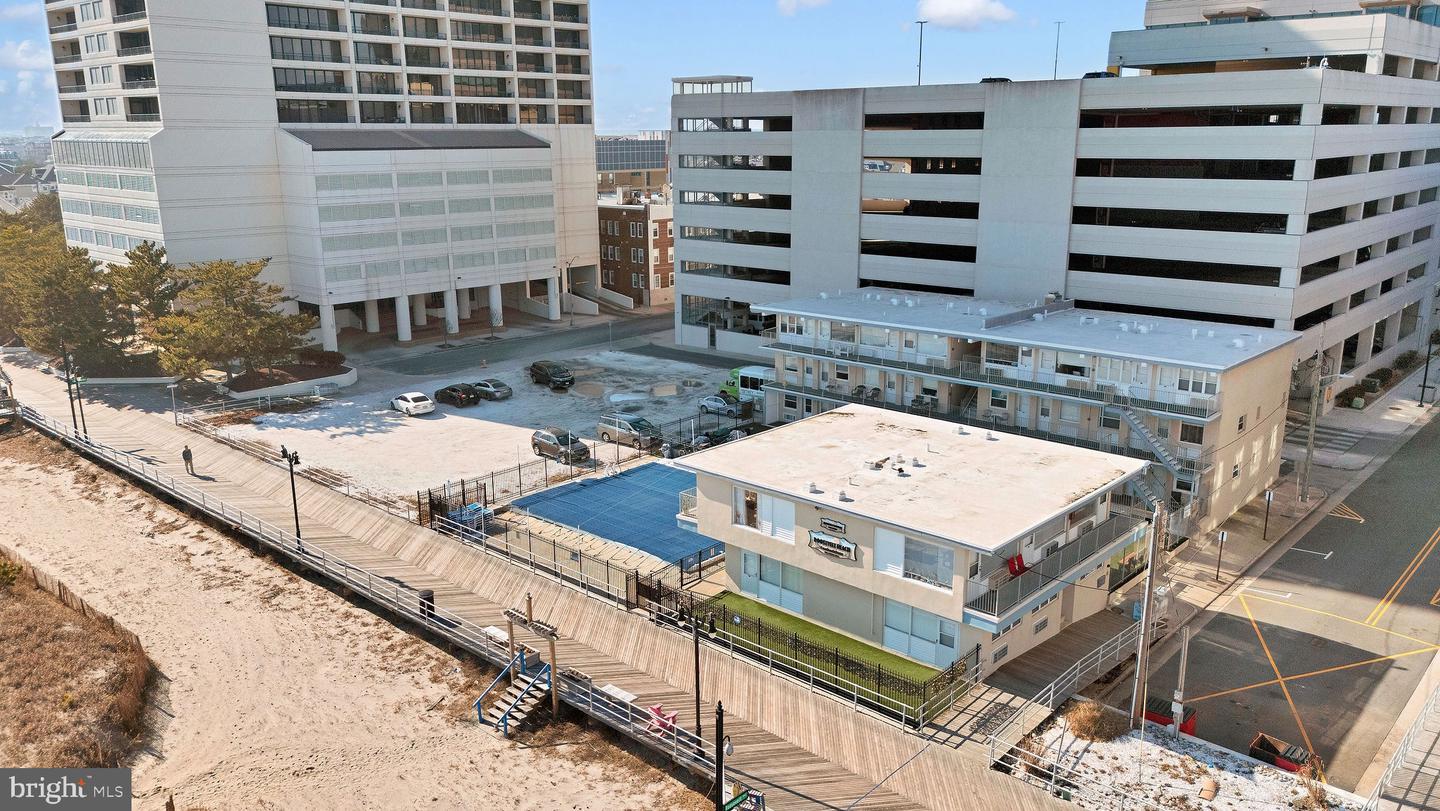 3801 Boardwalk B4 #b4 Property Photo 1