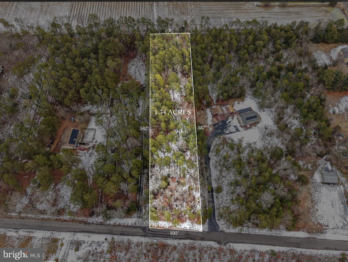 3100 Neil Rd Property Photo 1