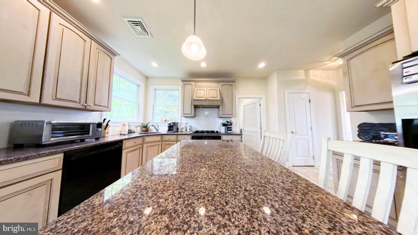203 Cynwyd Dr Property Photo 24