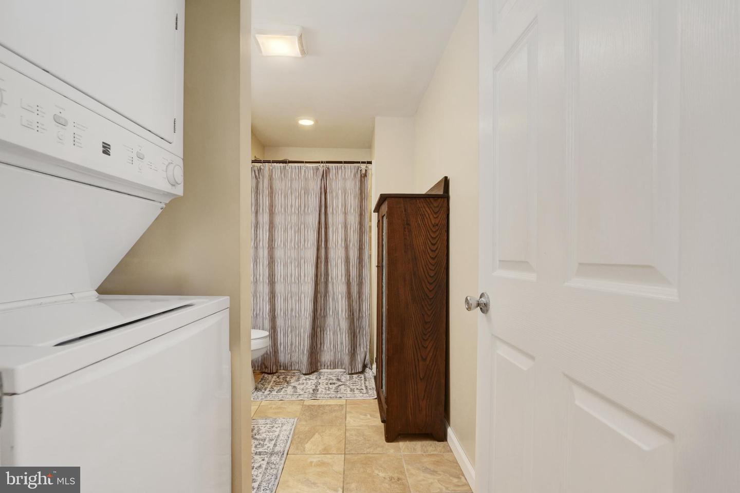 6188 Maryland Ave Property Photo 27