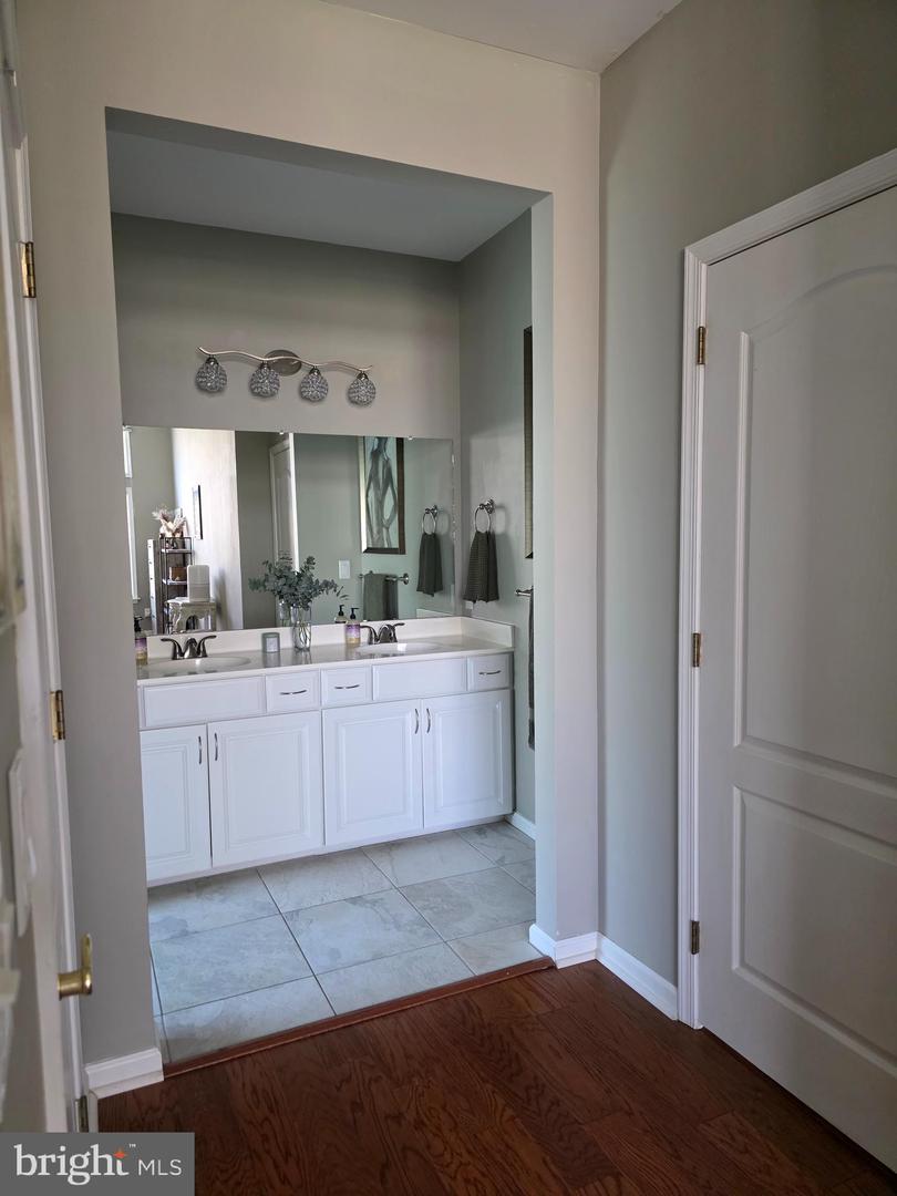 675 Country Club Dr Property Photo 20