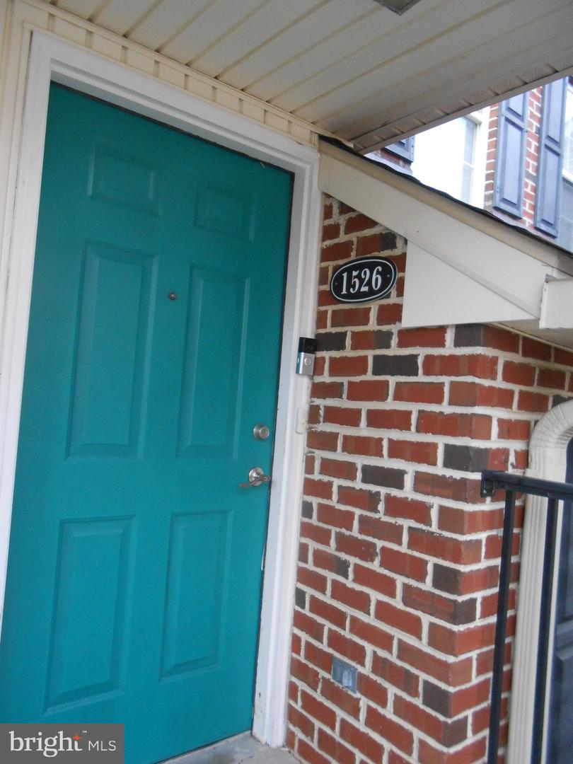 1526 Thomas Jefferson Ct #1526 Property Photo 3