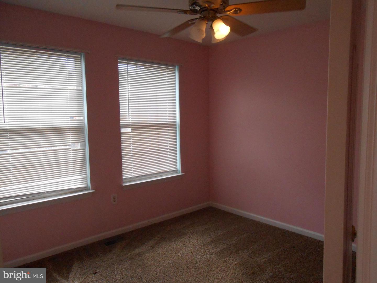 1526 Thomas Jefferson Ct #1526 Property Photo 22