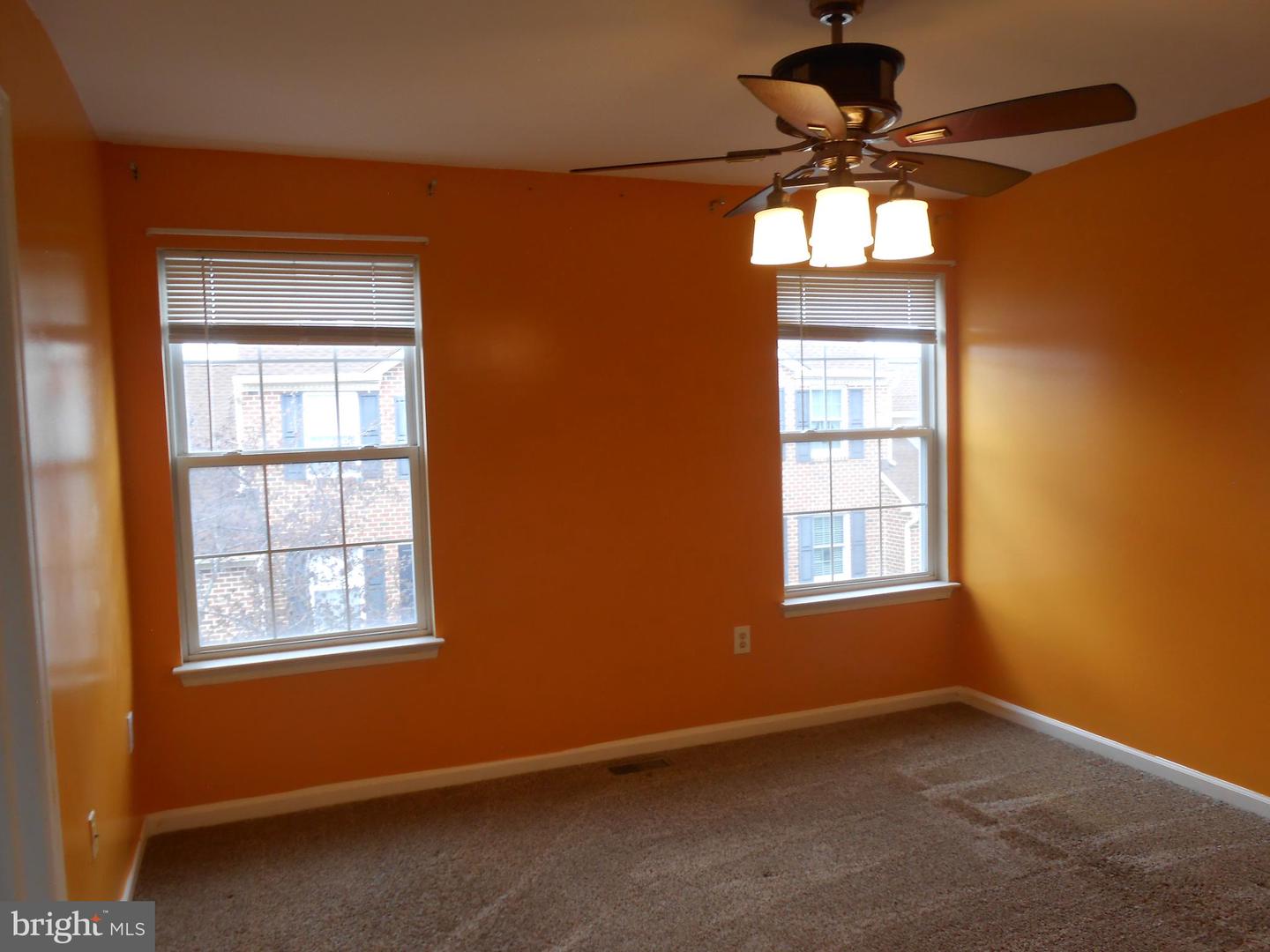1526 Thomas Jefferson Ct #1526 Property Photo 27