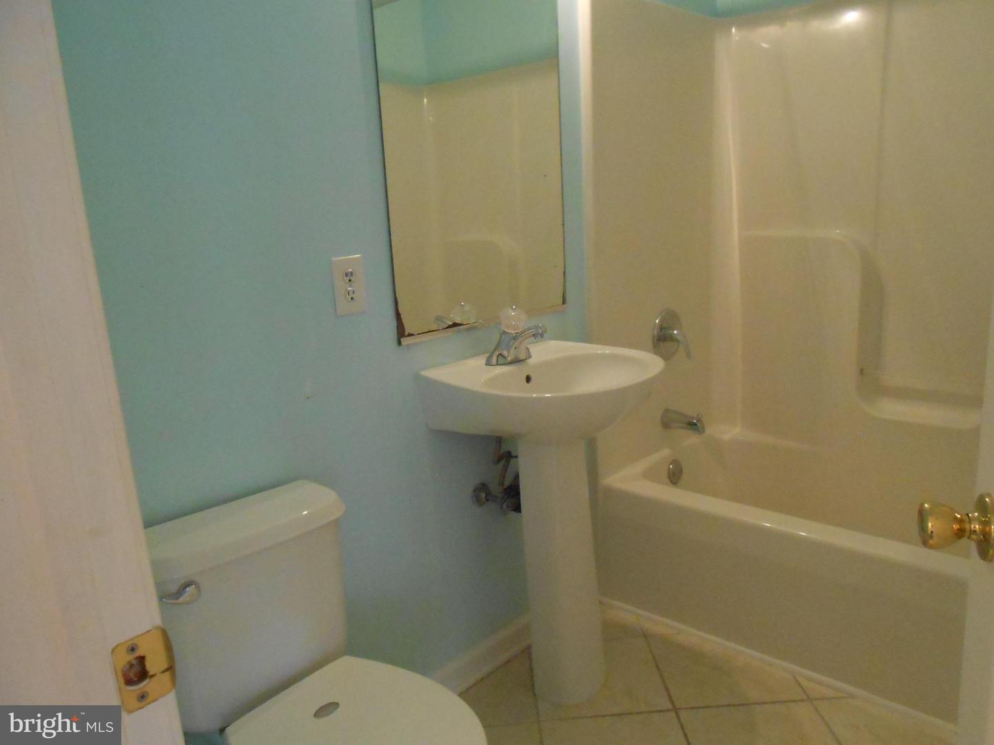 1526 Thomas Jefferson Ct #1526 Property Photo 30