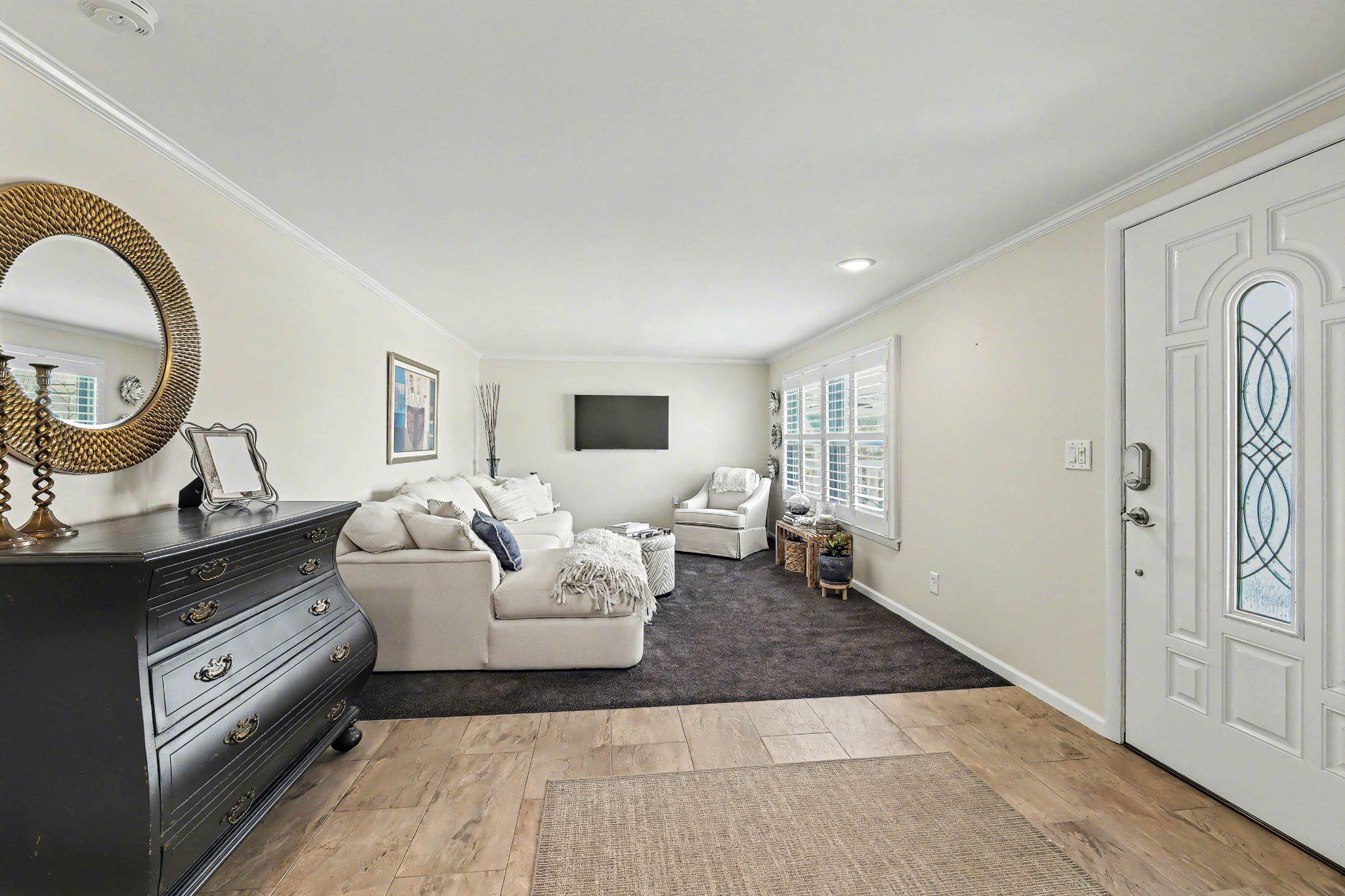 5406 Calvert Ave Property Photo 2