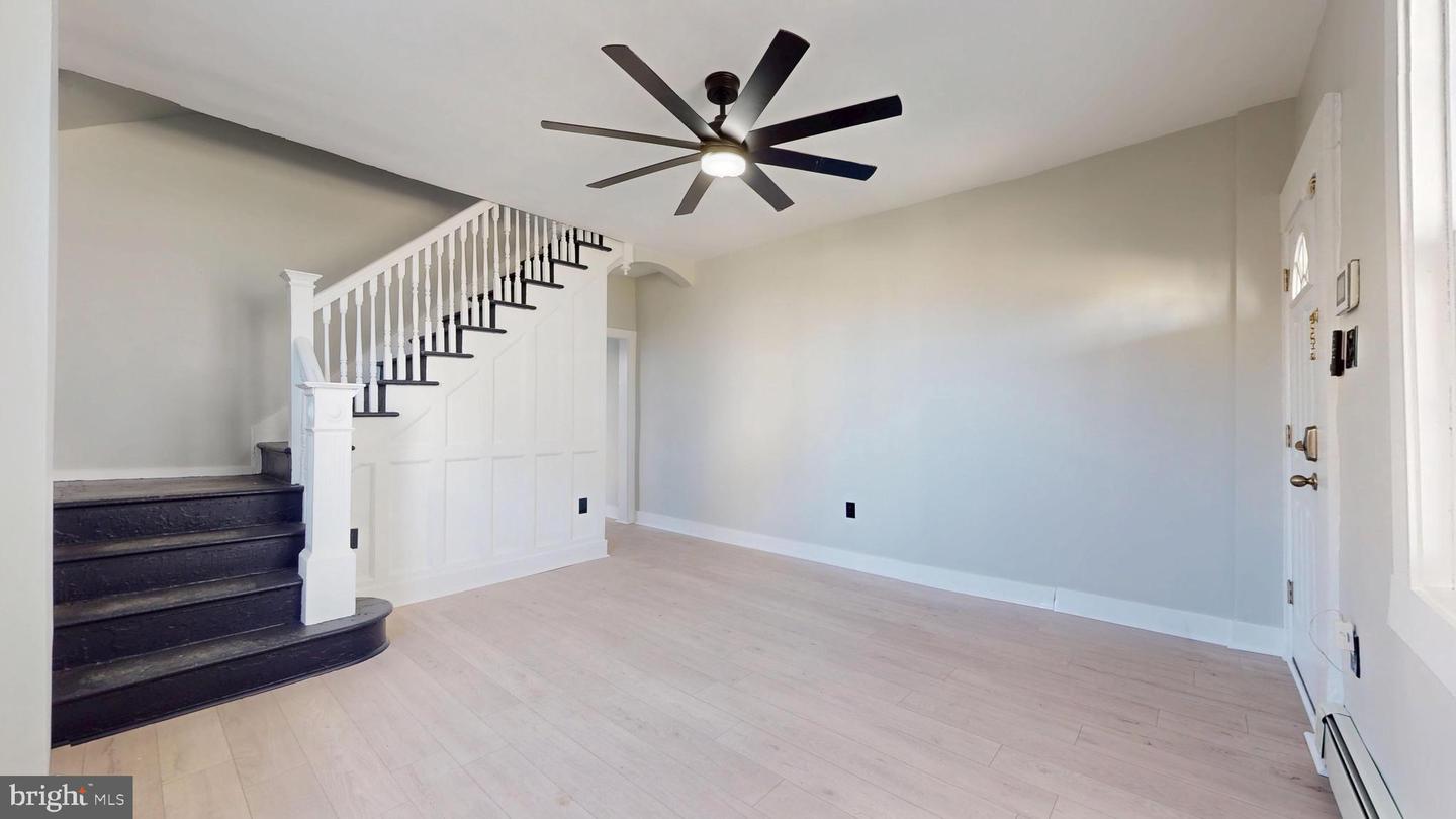 203 S Metropolitan Ave Property Photo 10