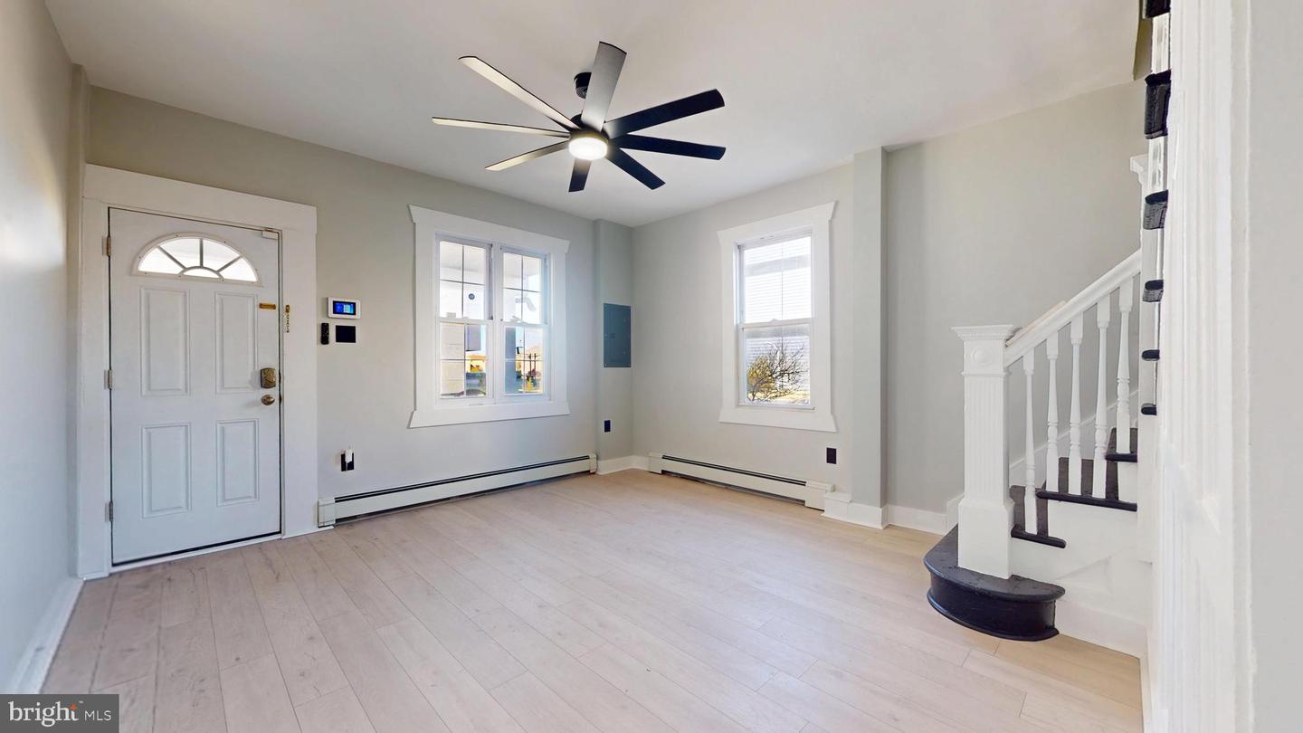 203 S Metropolitan Ave Property Photo 11