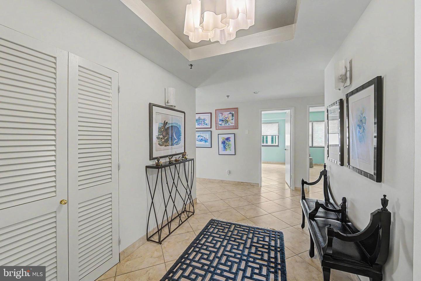 3101 Bdwk 1503-1505 T2 Property Photo 15