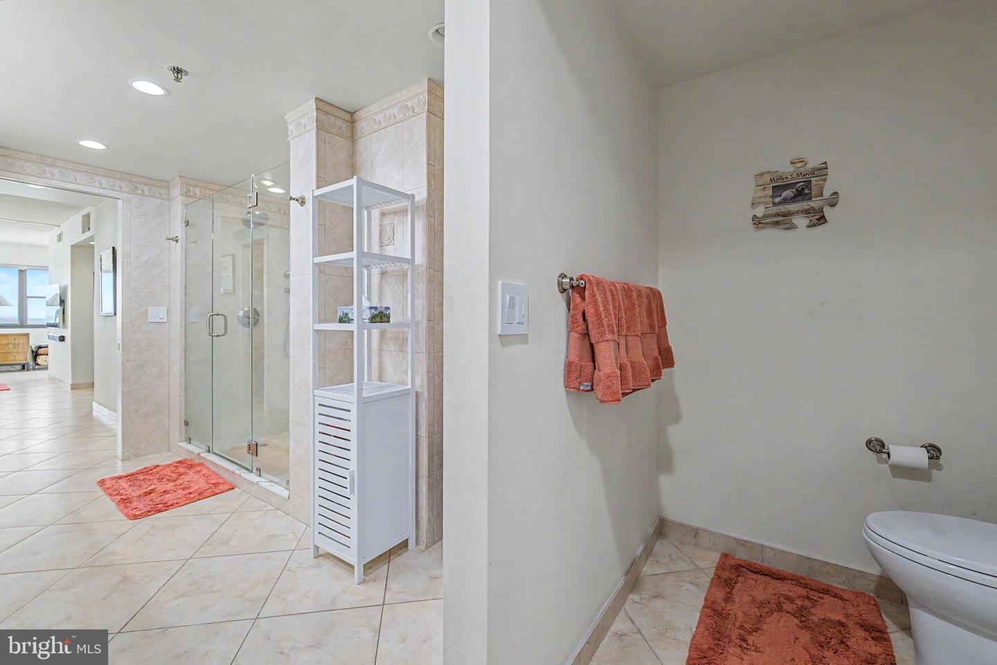 3101 Bdwk 1503-1505 T2 Property Photo 40