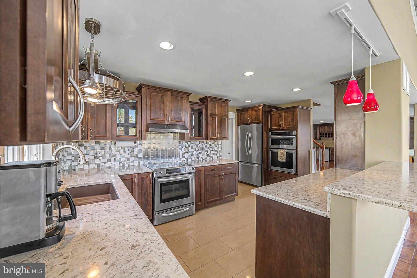 205 Harbor Dr Property Photo 25