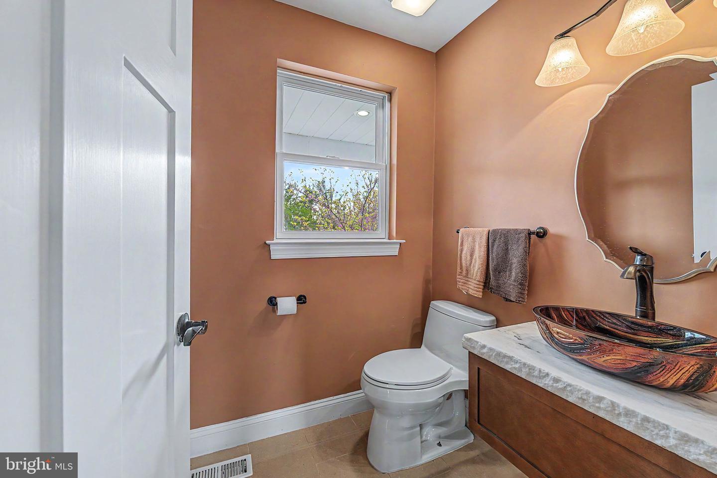 205 Harbor Dr Property Photo 32