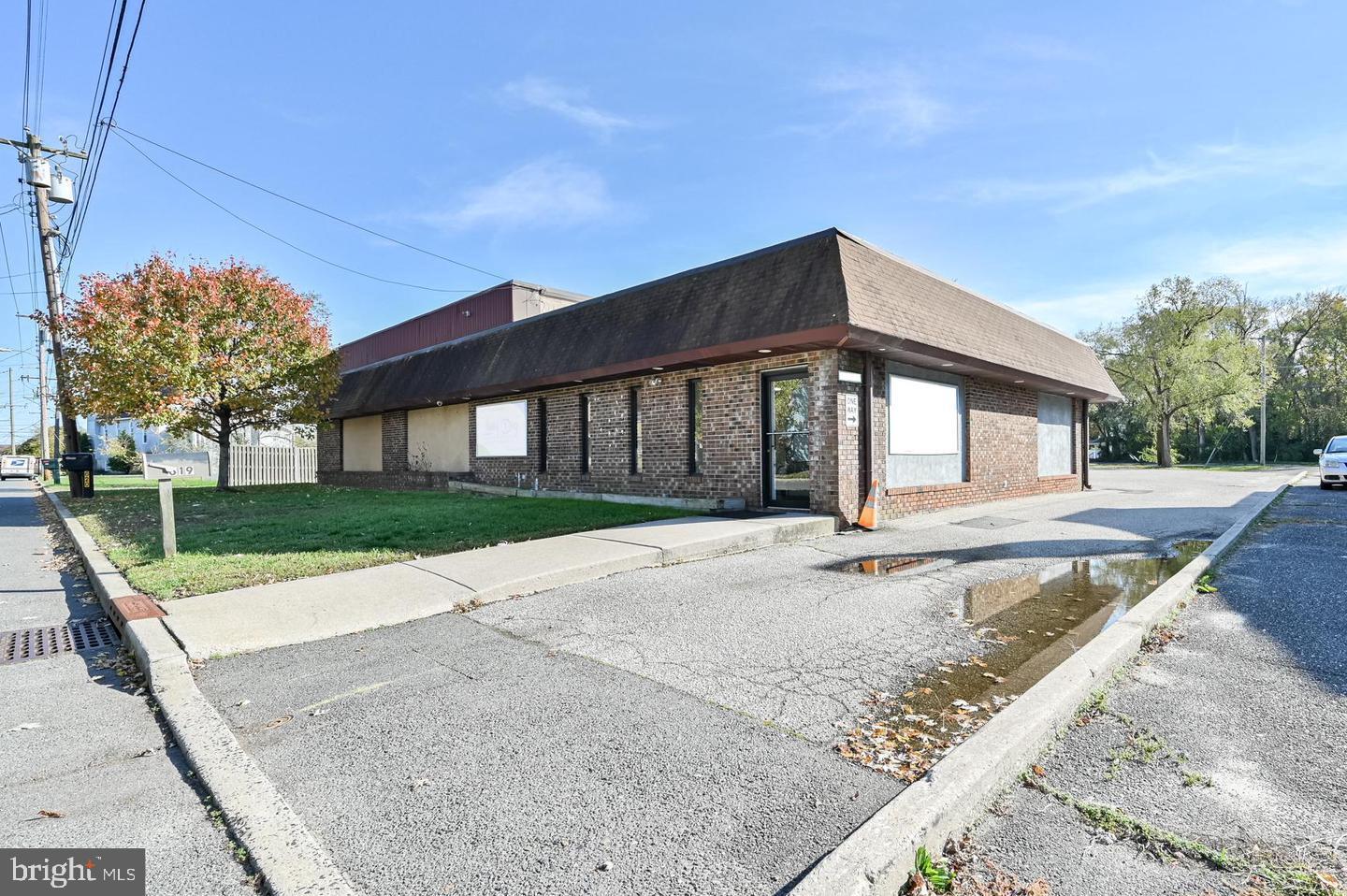 619 Church St Property Photo 1