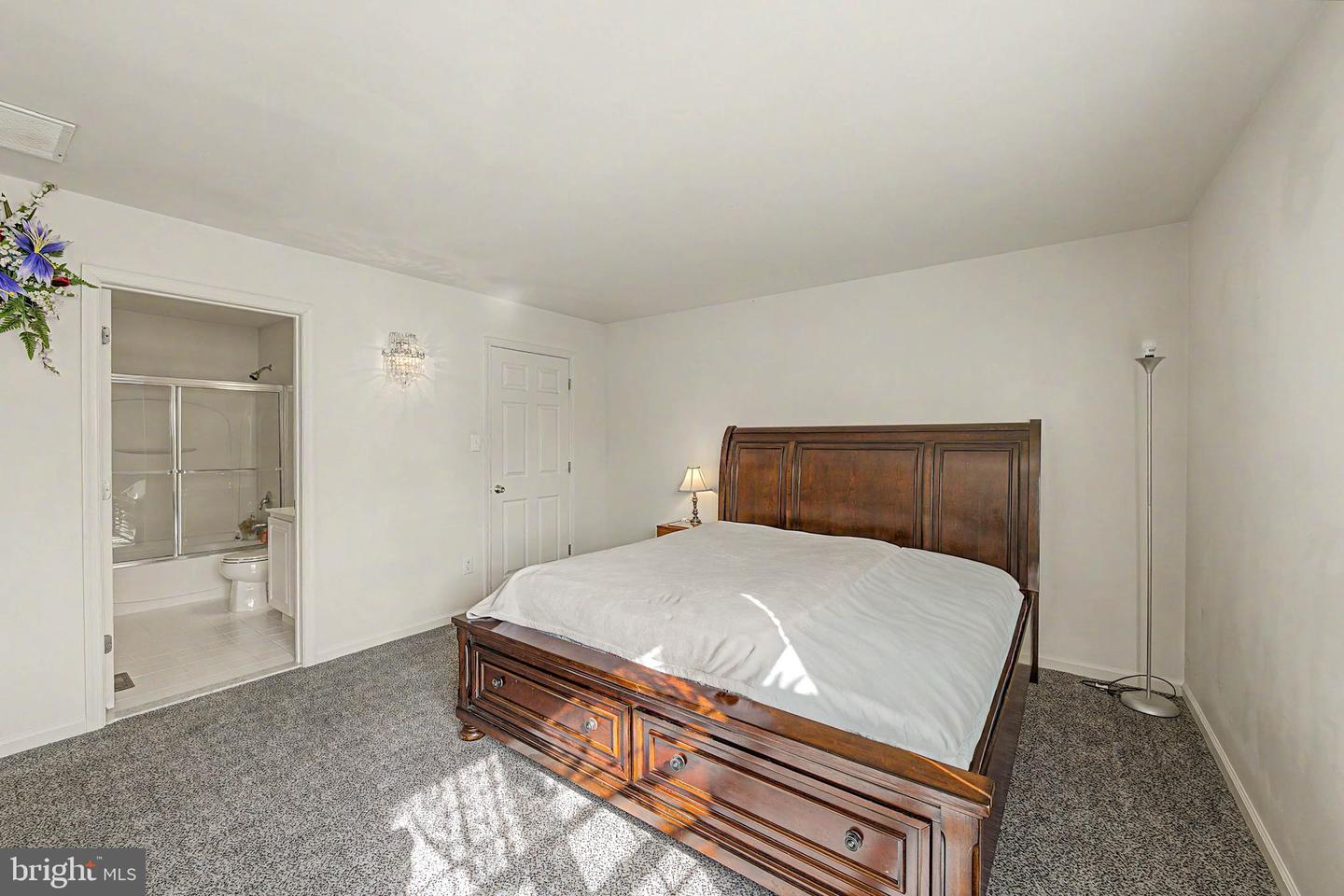 606 London Court Ii Property Photo 15