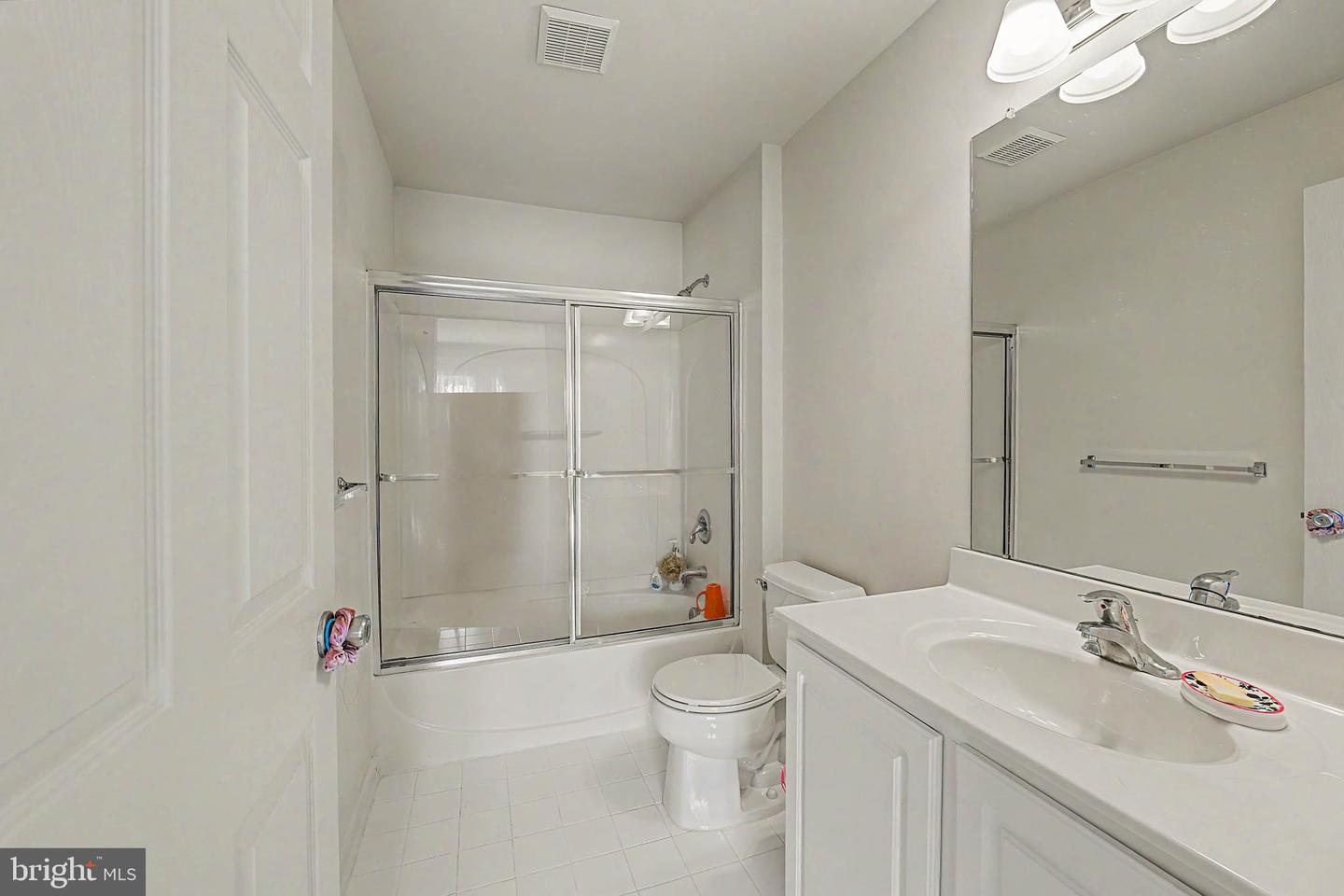 606 London Court Ii Property Photo 16
