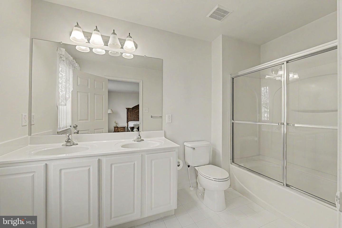 606 London Court Ii Property Photo 22