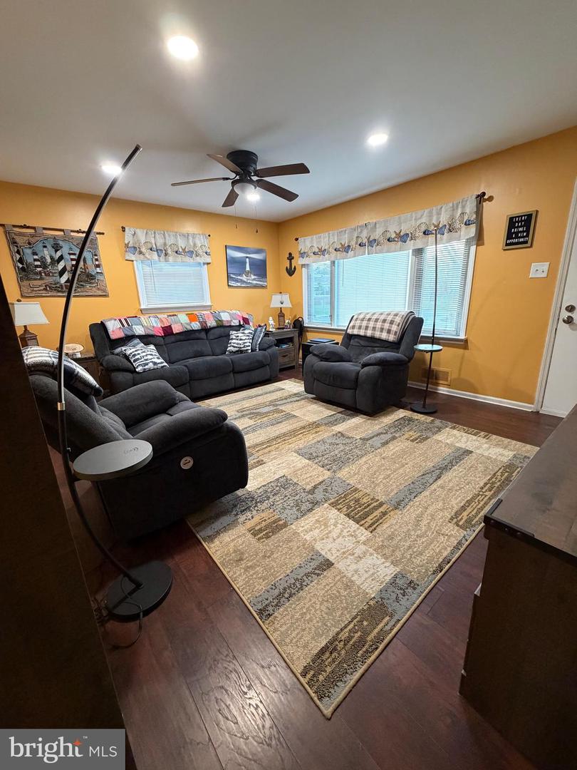 1 Nassau Rd Property Photo 7