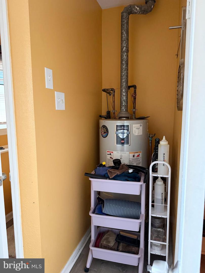 1 Nassau Rd Property Photo 37