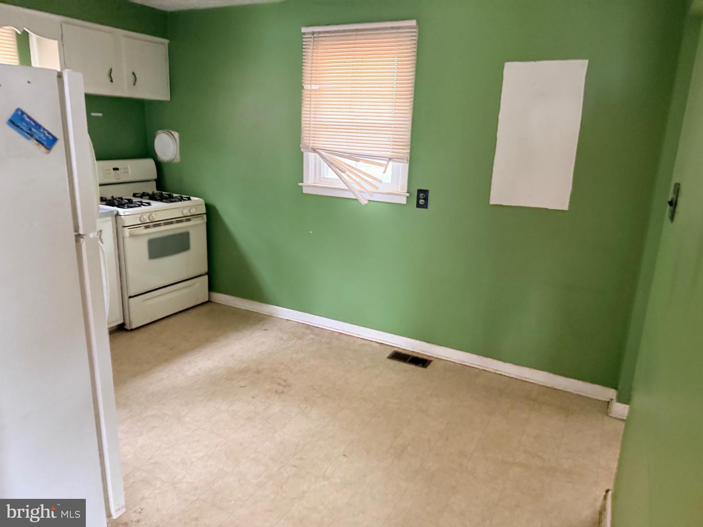 426 S Willow Ave Property Photo 6