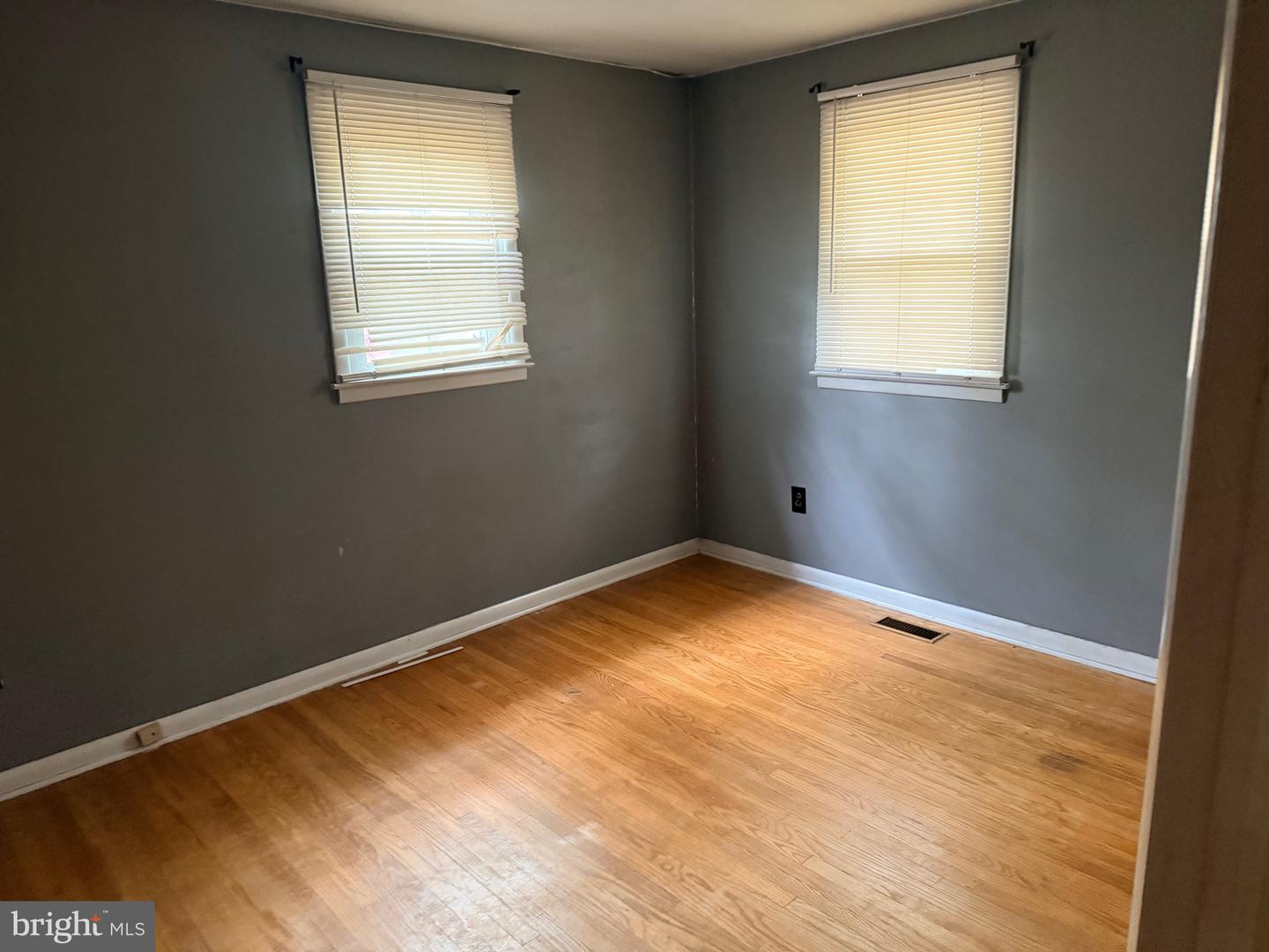 426 S Willow Ave Property Photo 10