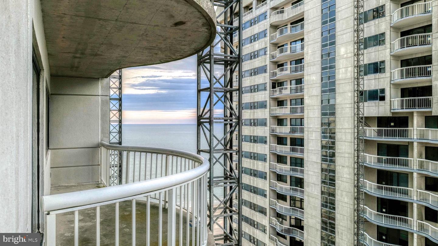3101 Boardwalk #2804-1 Property Photo 18