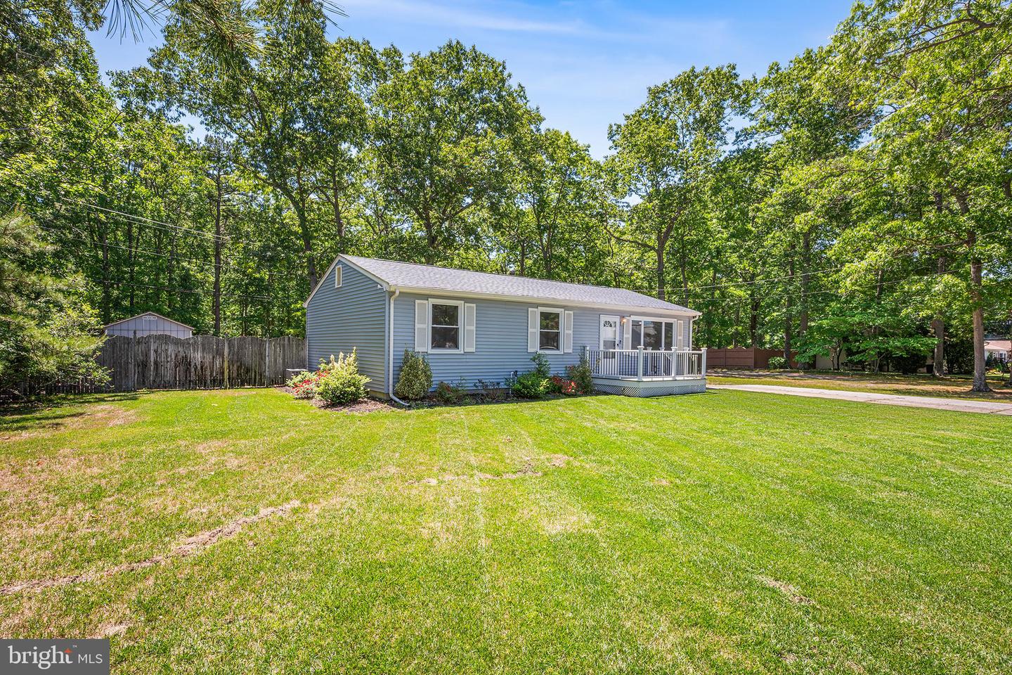 1908 Cates Rd Property Photo 2