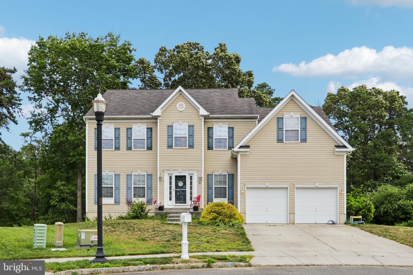 60 Abington Ct Property Photo 1