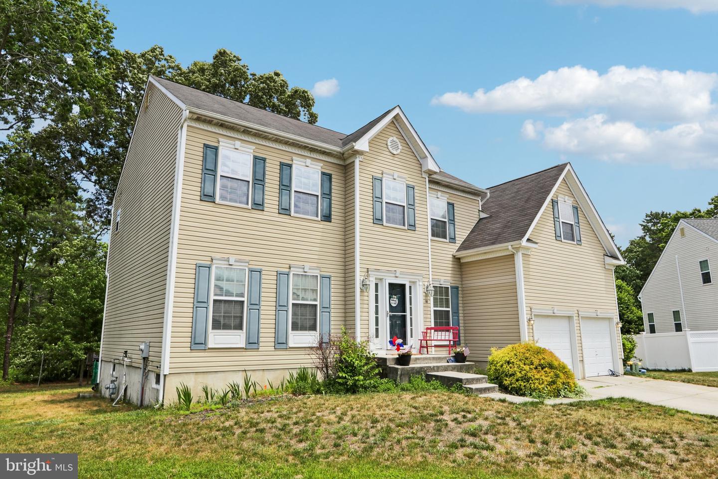 60 Abington Ct Property Photo 4