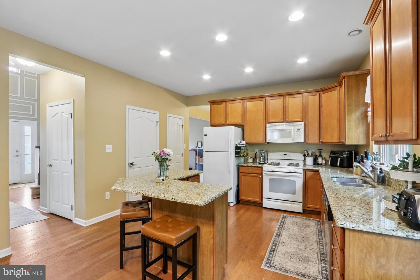 60 Abington Ct Property Photo 15