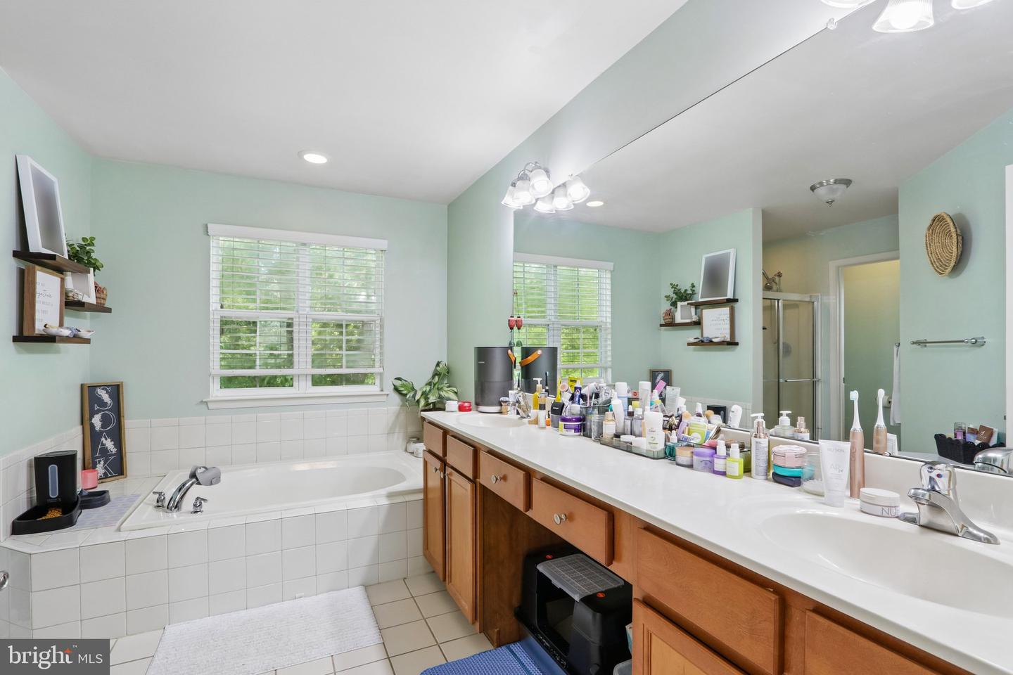 60 Abington Ct Property Photo 26