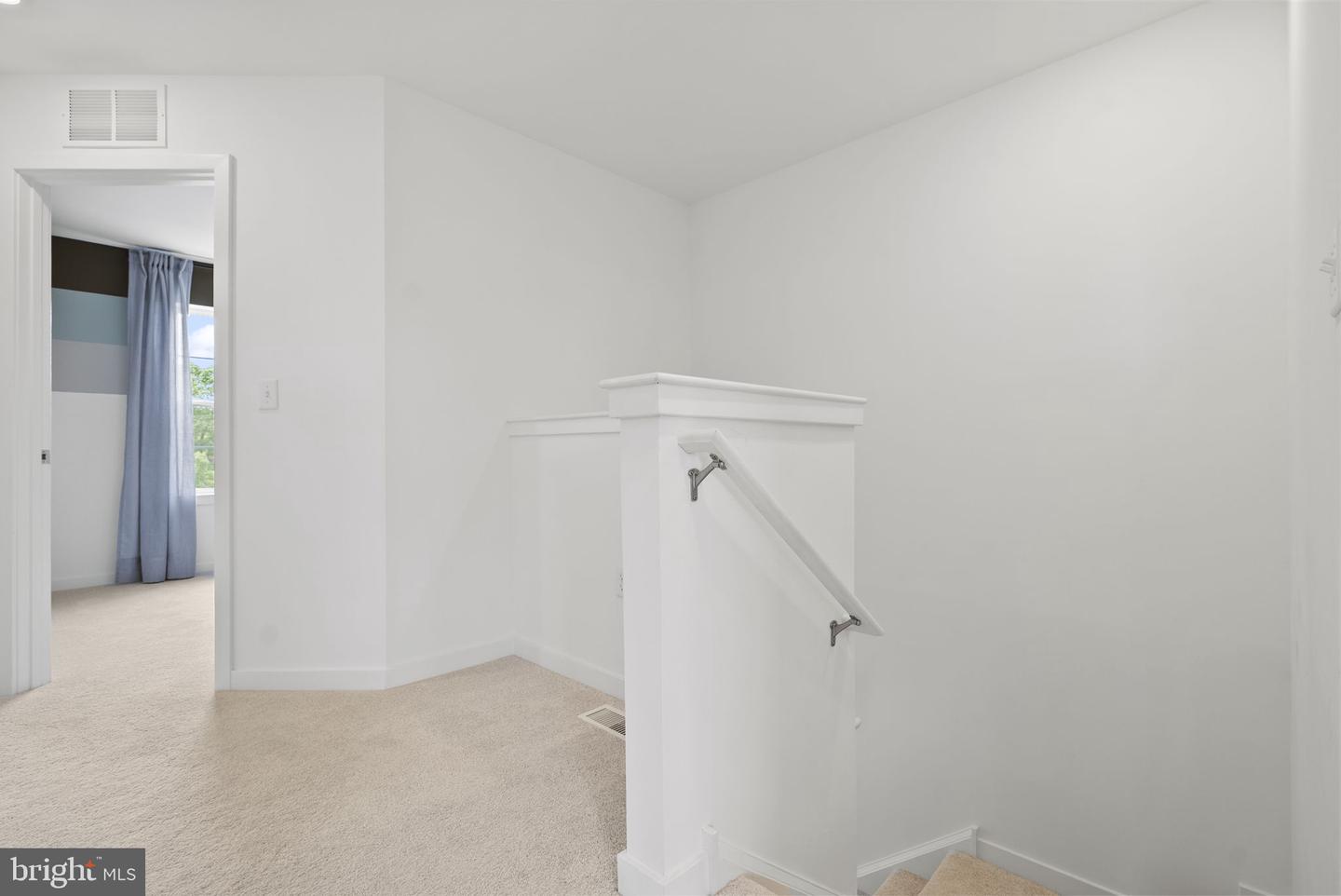 124 Washington St N Property Photo 31