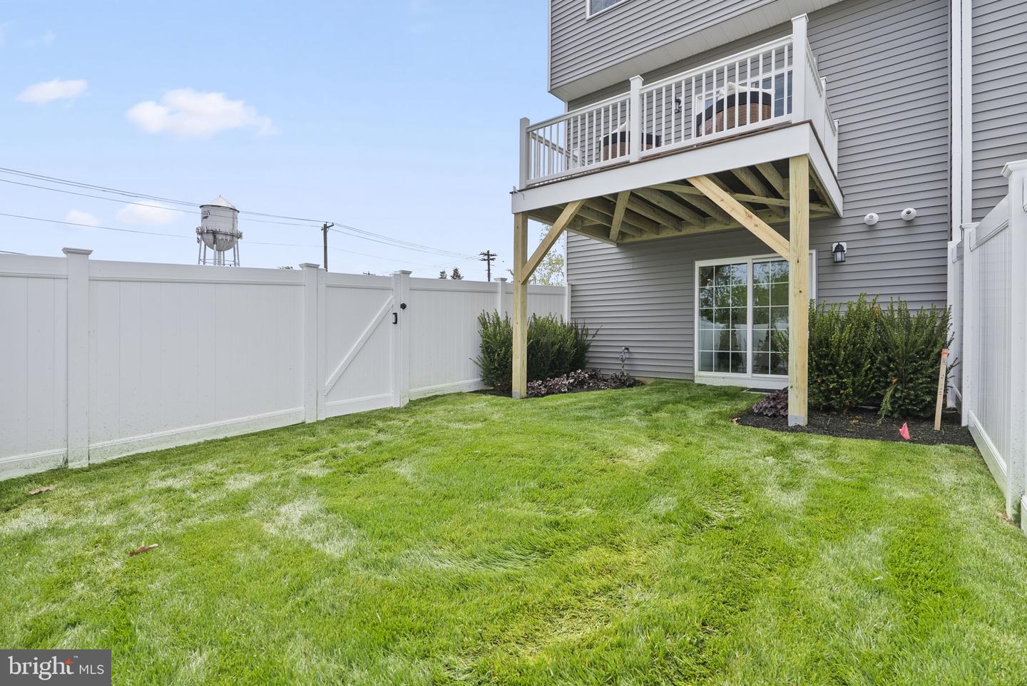 124 Washington St N Property Photo 44