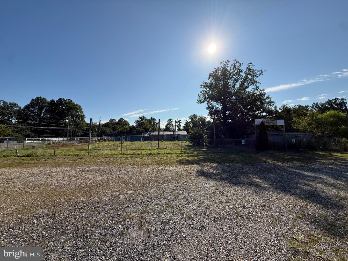 3701 Oak Rd Property Photo 1