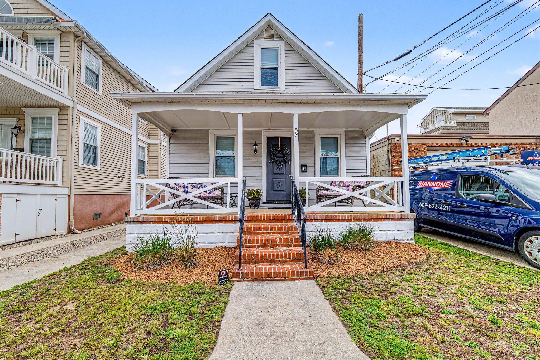 5 N Adams Property Photo 2