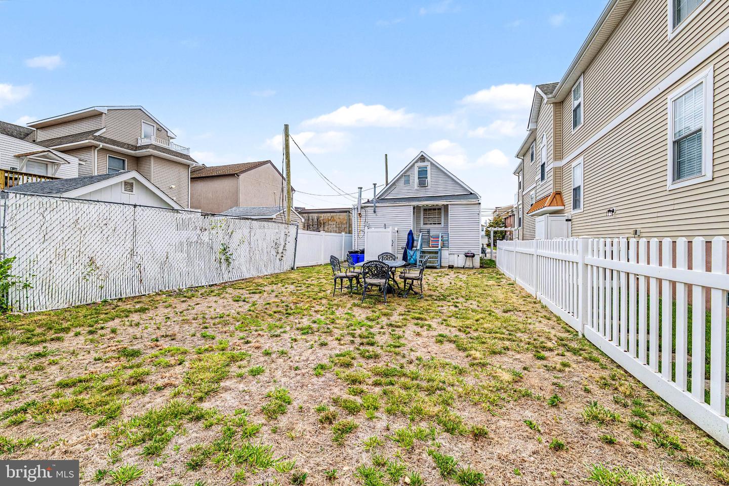 5 N Adams Property Photo 23