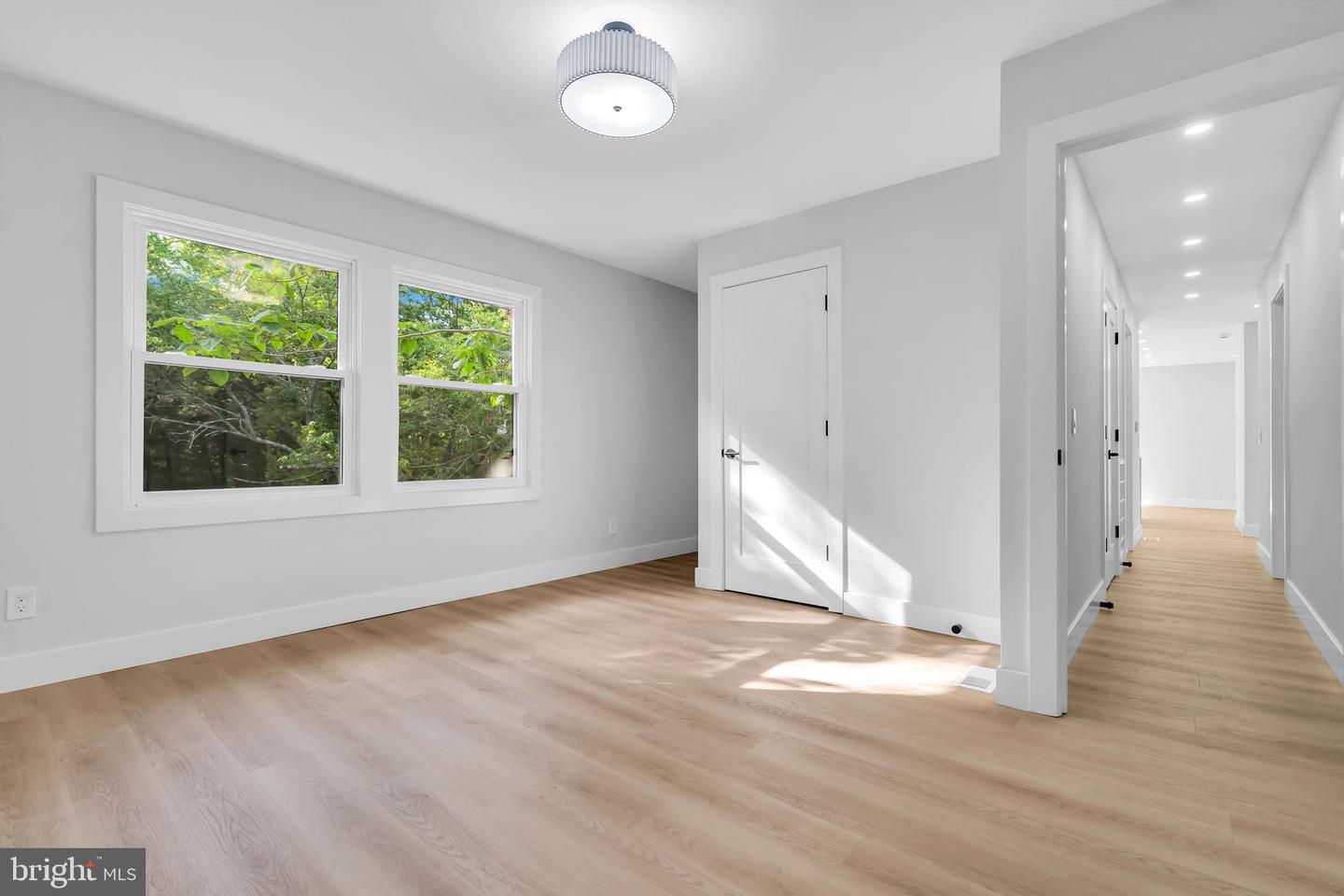 415 1st Ave Property Photo 22