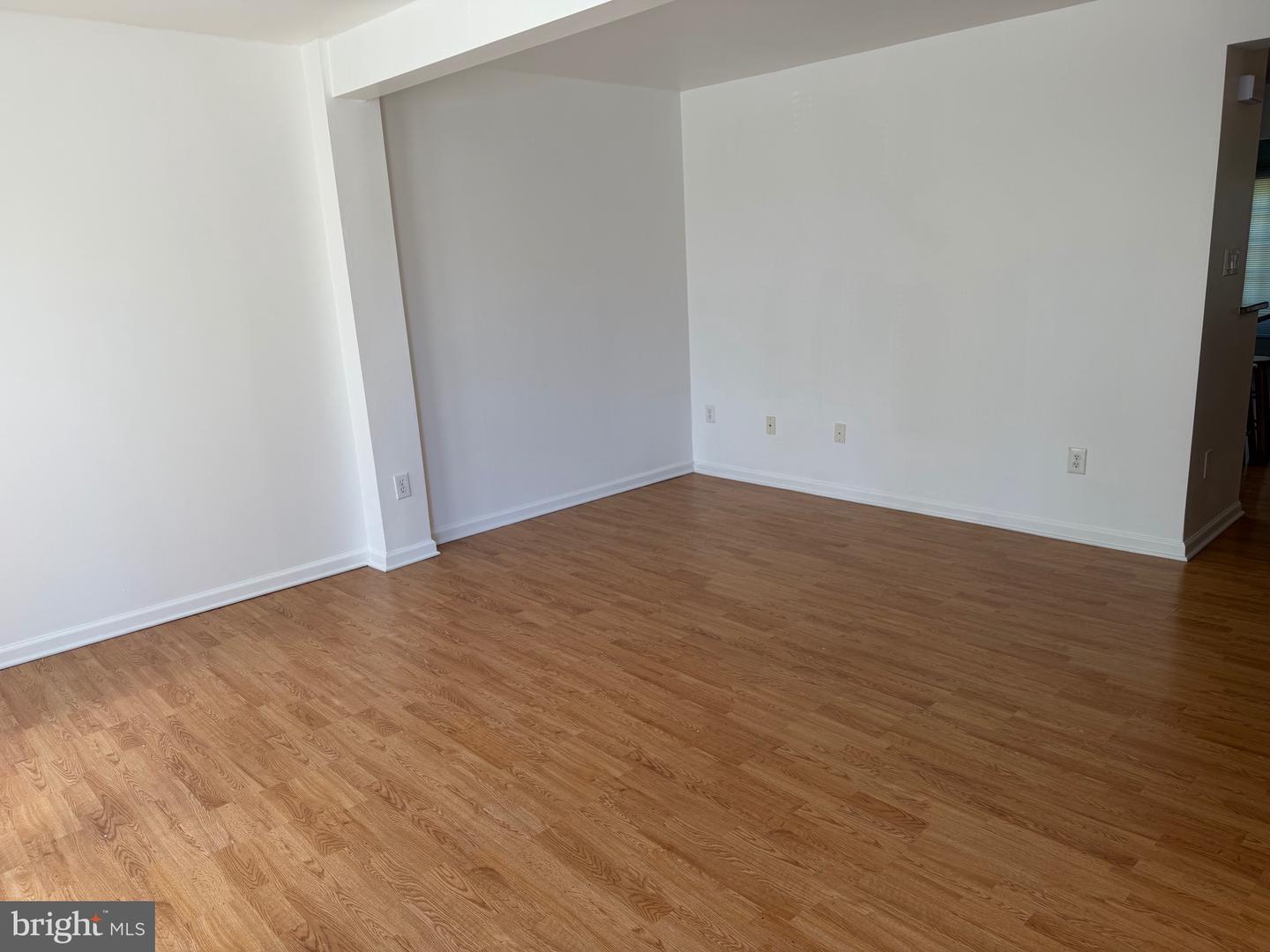 268 Regents Cir Property Photo 5