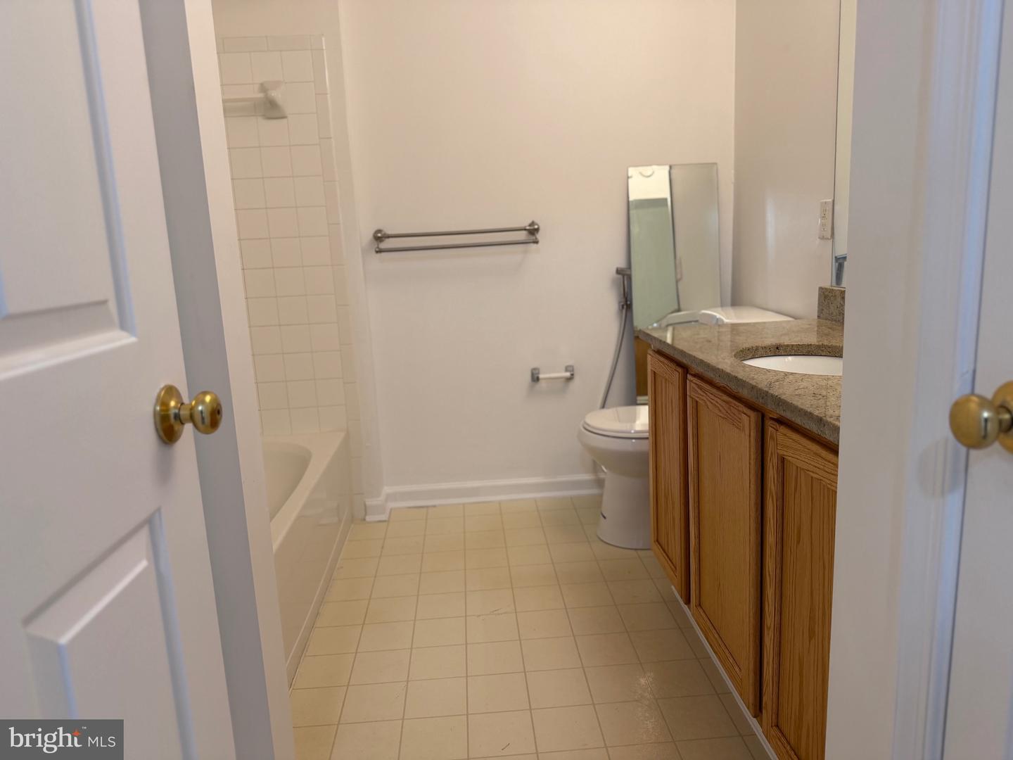 268 Regents Cir Property Photo 33