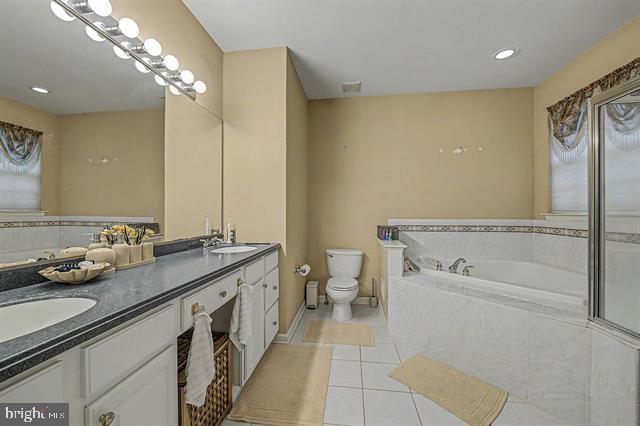 684 Jupiter Hills Ln Property Photo 21