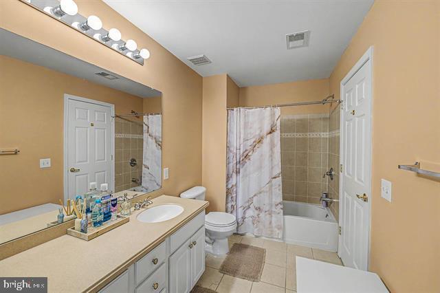 684 Jupiter Hills Ln Property Photo 30